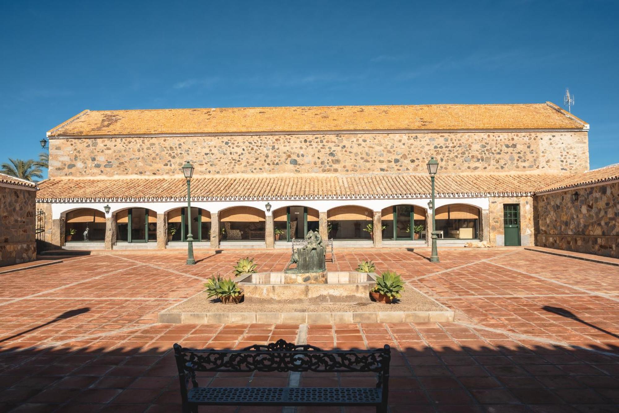 Alojamiento Rural Finca Barral El Garrobo Exterior photo